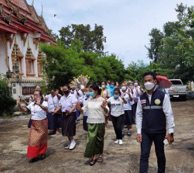 กิจกรรม​งานทอดเทียนพรรษา​ ของโรงเรีย​นผู้สูงอายุ​ตำบล​หนองพอก​