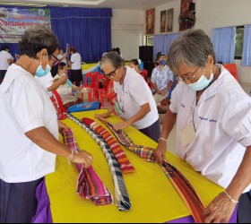“กองสวัสดิการสังคม อบต.หนองพอก  จัดโครงการอบรมเตรียมความพร้อมสู่สังคมผู้สูงอายุ ประจำปีงบประมาณ2566"