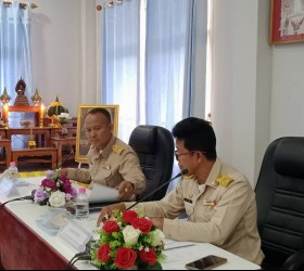 ประชุมสภาองค์การบริหารส่วนตำบลหนองพอก