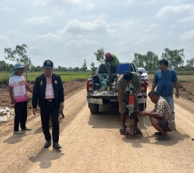ลงพื้นที่ ตรวจคุณภาพถนน ไก่ป่า ยางน้อย งบอุดหนุนเฉพาะกิจ ปี 68 แอสฟัลท์ติก หนองพอก-แสงทอง
