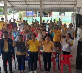 ประชุมประชาคมกรณีผู้ป่วยจิตเวชที่ต้องนำส่งต่อเพื่อบำบัดรักษาเฉพาะทาง ณ ศาลากองทุน หมู่ที่ 5 ตำบลหนองพอก