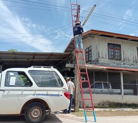  ซ่อมบำรุงหลอดไฟส่องสว่างในพื้นที่ หมู่ 9 และหมู่ 2 