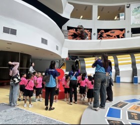 กิจกรรมพัฒนาผู้เรียน ของศูนย์พัฒนาเด็กเล็ก ตำบลหนองพอก ที่ ศูนย์วิทยาศาสตร์ธวัชบุรี และสถานที่ แสดงพันธุ์สัตว์น้ำร้อยเอ็ด