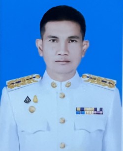 นายบรรพต  มหาราช