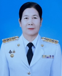 นางนวลจันทร์  อุตะทอง